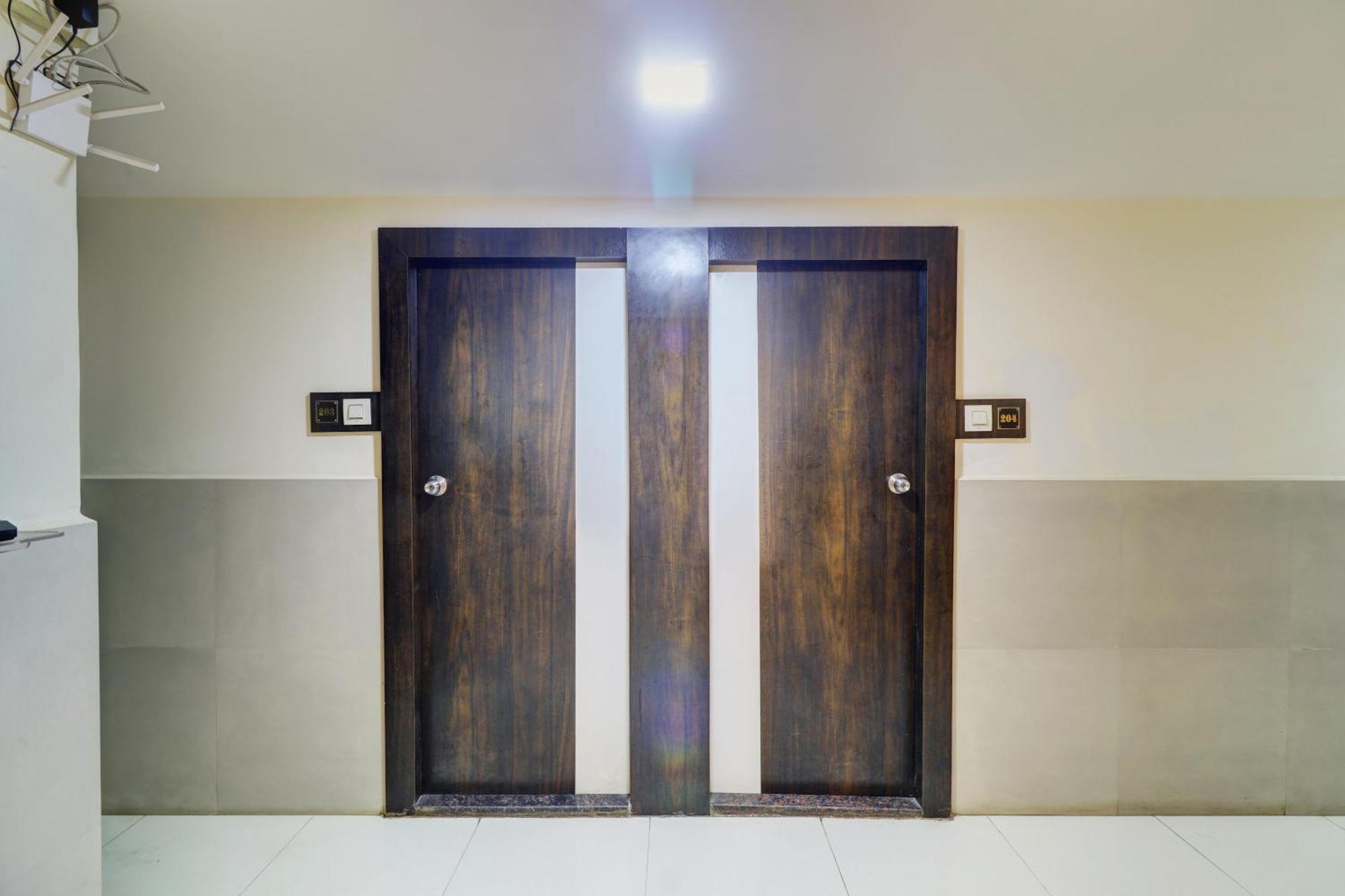 Hotel New Sarovar Grand Panvel Exterior foto
